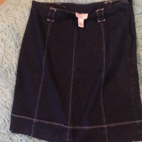 Skirts - Picture 3 of 8